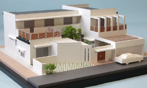 カラー住宅模型